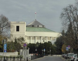 Budżet 2021. Senacka komisja wniosła poprawki