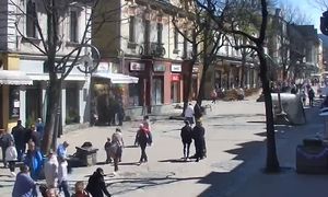 Sobota, godz. 12:25. Takie ujęcie z Krupówek przed majówką