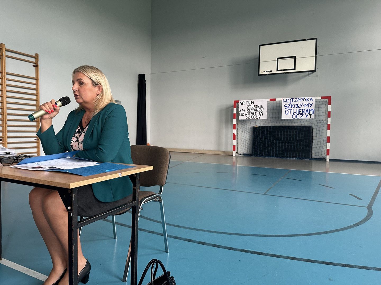 Władze gminy Świecie nad Osą pod Grudziądzem planują zamknąć dwie szkoły. Rodzice protestują