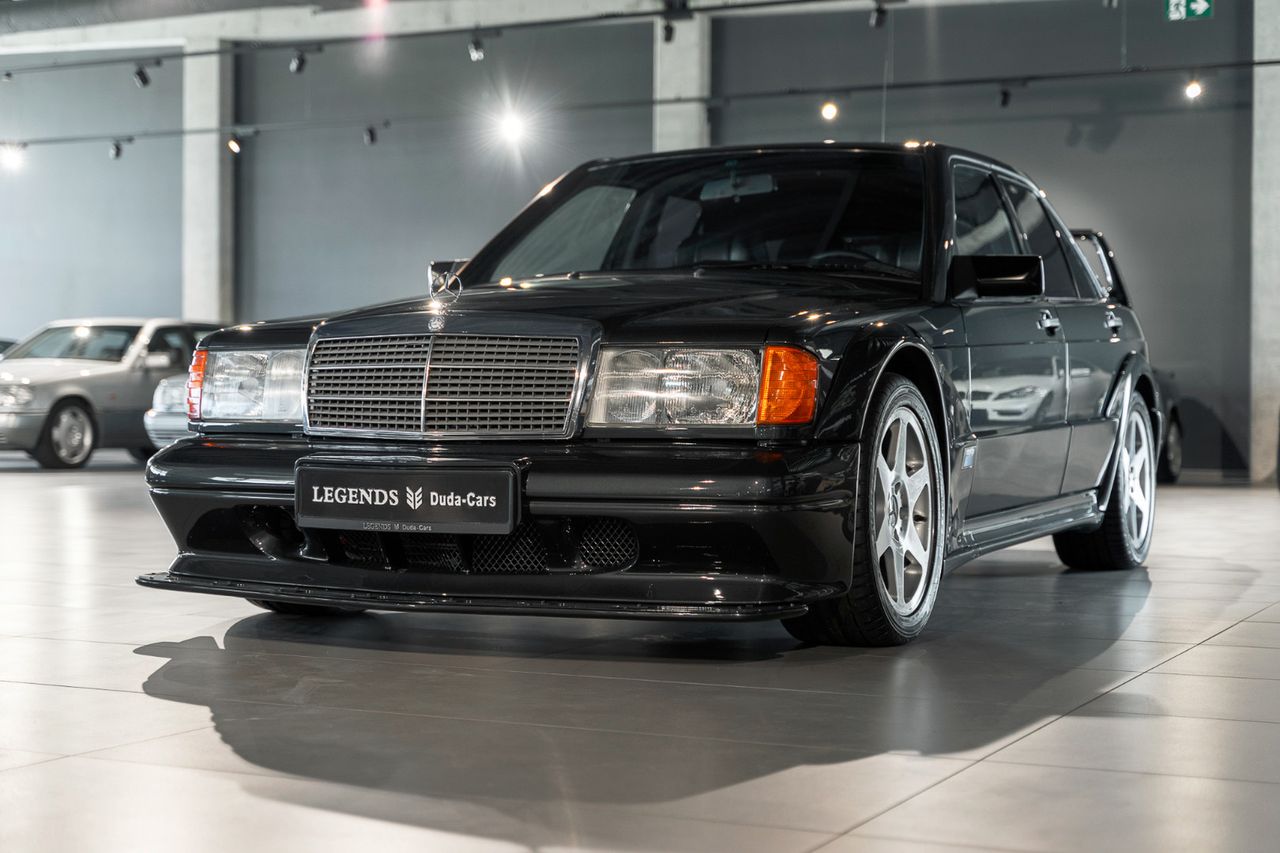 Mercedes 190E 2.5-16 Evolution II na sprzedaż w Polsce. To jeżdżąca legenda