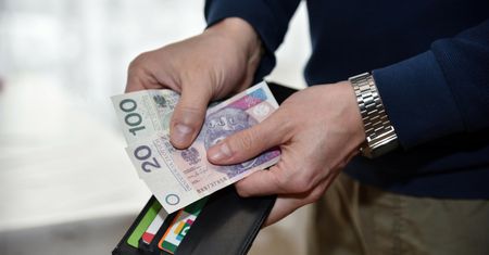 Przeciętne wynagrodzenie w lutym. GUS pokazał najnowsze dane