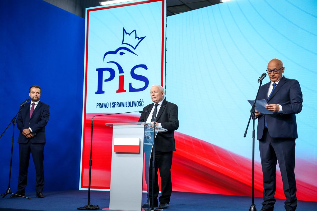  Jarosław Kaczyński podczas konferencji prasowej w Warszawie mówił o sytuacji w Małopolsce