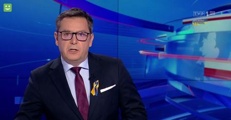 Kulisy odwołania Olechowskiego. "Efekt wojny z prezesem TVP"