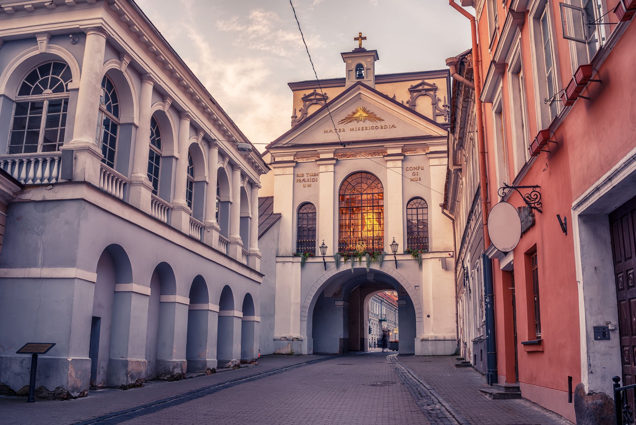 Jedna z wizytówek stolicy Litwy - Ostra Brama