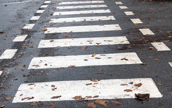 Zielona Góra: Potrącenie na przejściu dla pieszych. Śledztwo trwa