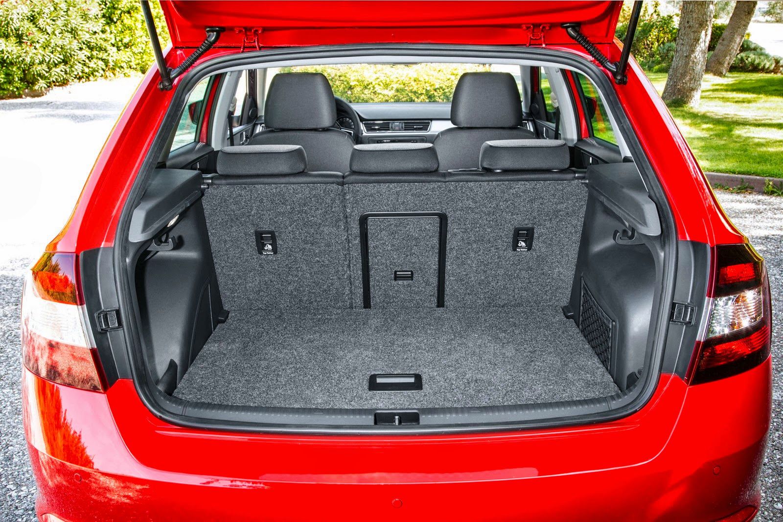 Škoda Rapid Spaceback - obszerna galeria od producenta 53