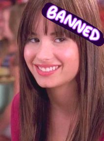 Demi Lovato wykreślona przez Disney. To przez doniesienia o gwałcie?