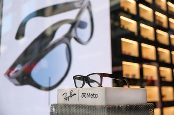 Kina w Wielkiej Brytanii rozważają zakaz okularów Meta. Firma odpowiada