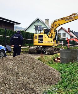 Niebezpieczne odkrycie na budowie. Na miejsce wezwano służby