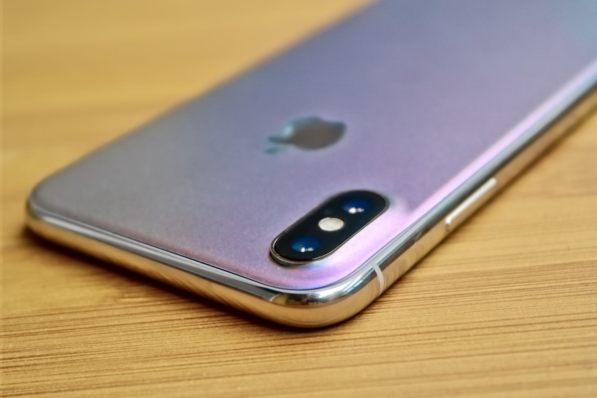 EasySkinz Chameleon Amethyst, czyli jak odpicowałem swojego iPhone'a. Zmienia kolor niczym kameleon 3