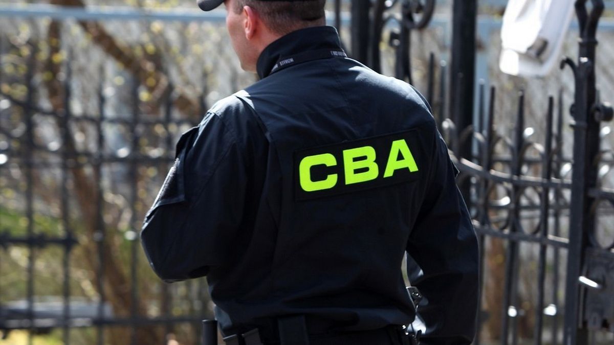 CBA zatrzymało w czwartek pięć osób.