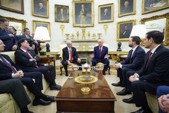 Gabinet ociekający złotem. Porównała dwa zdjęcia z czasów Trumpa i Bidena