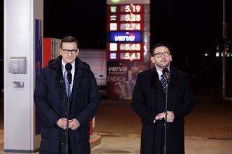 Orlen zapłaci podatek od nadmiarowych zysków? Bruksela ponagla Polskę