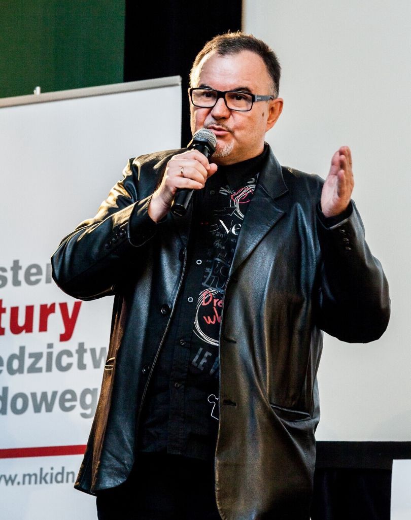 Hirek Wrona