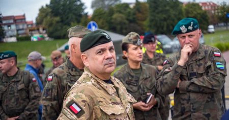 Rosyjski pocisk w Polsce. Generał Kukuła rozmawiał z dowódcą NATO