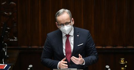 Koronawirus w Polsce. Bartosz Arłukowicz odpowiada Adamowi Niedzielskiemu. Wskazuje "najważniejszy błąd"