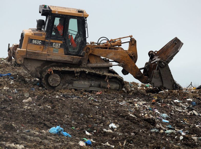 740 mln dolarów na wysypisku. Sąd nie zgodził się na przeszukanie