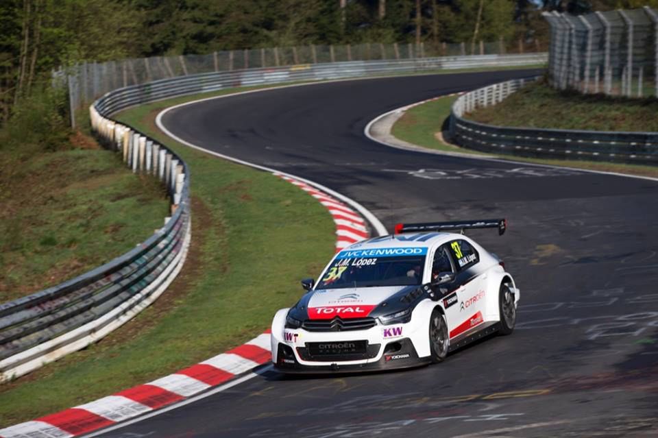 Jak szybki jest samochód WTCC na torze Nürburgring Nordschleife?