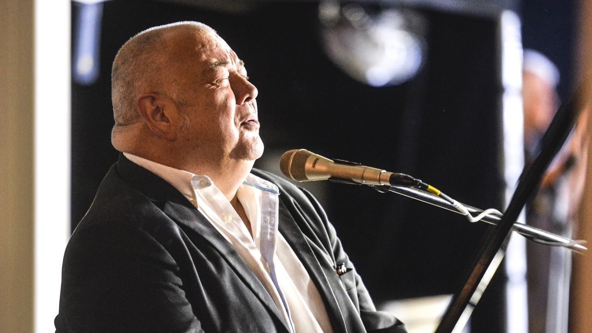 Stanisław Sojka wdał się w romans z Grażyną Trelą.