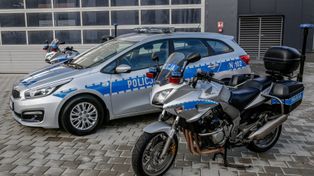 Jak policjanci i taksówkarz odnaleźli właściciela zagubionego plecaka. Okazało się, że to 9-letni chłopiec ze Słowacji