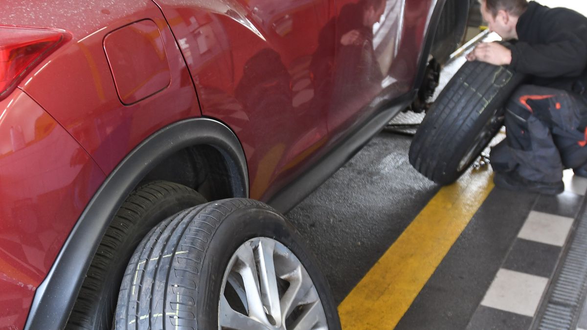 Kierowcy, którzy zdecydowali się na opony całoroczne, nie mają dziś rozterek