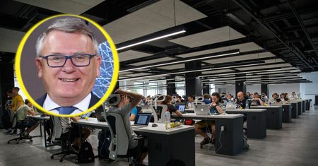 Komisarz UE o młodych Ukraińcach. "Te osoby muszą budować siłę własnych gospodarek"