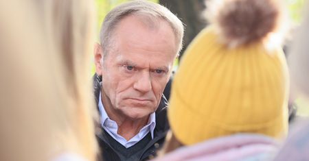 Polska bez pieniędzy z UE. Warchoł: winny Tusk
