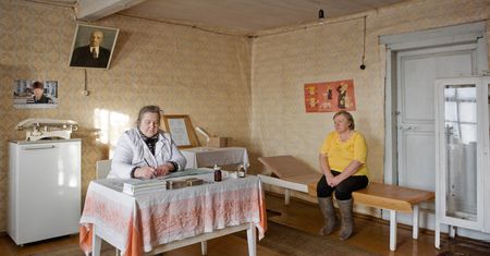 Zdjęcia uliczne Franka Herforta opowiadają ”Rosyjskie Bajki” dzisiejszego świata