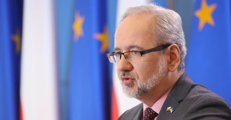 Czwarta dawka szczepionki dla wybranych grup. Minister podał termin