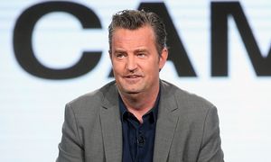 3 lata od śmierci Matthew Perry'ego. Co powiedział matce?