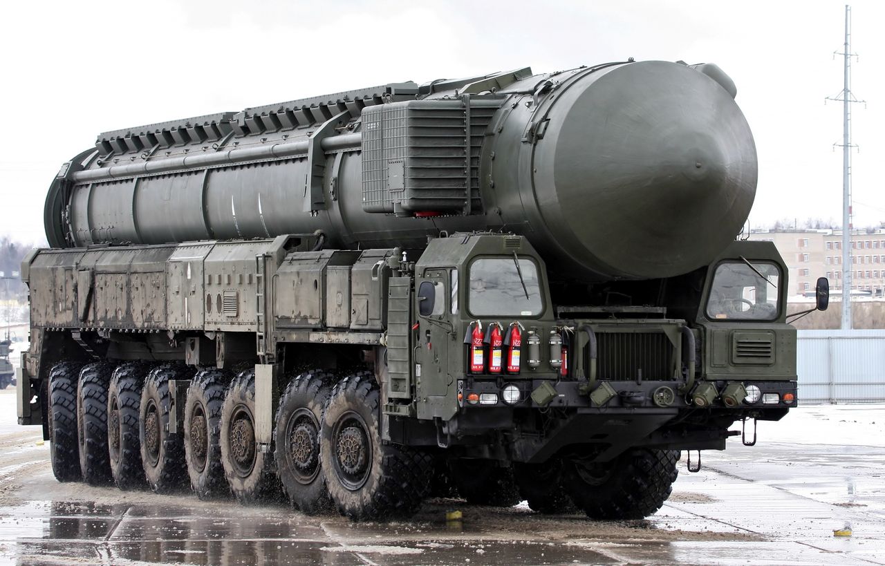 Vitaly V. Kuzmin/Russian ballistic missile