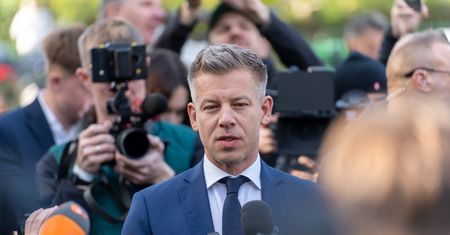 Węgry czekają na oficjalne wyniki wyborów. Orban pogratulował Magyarowi zwycięstwa