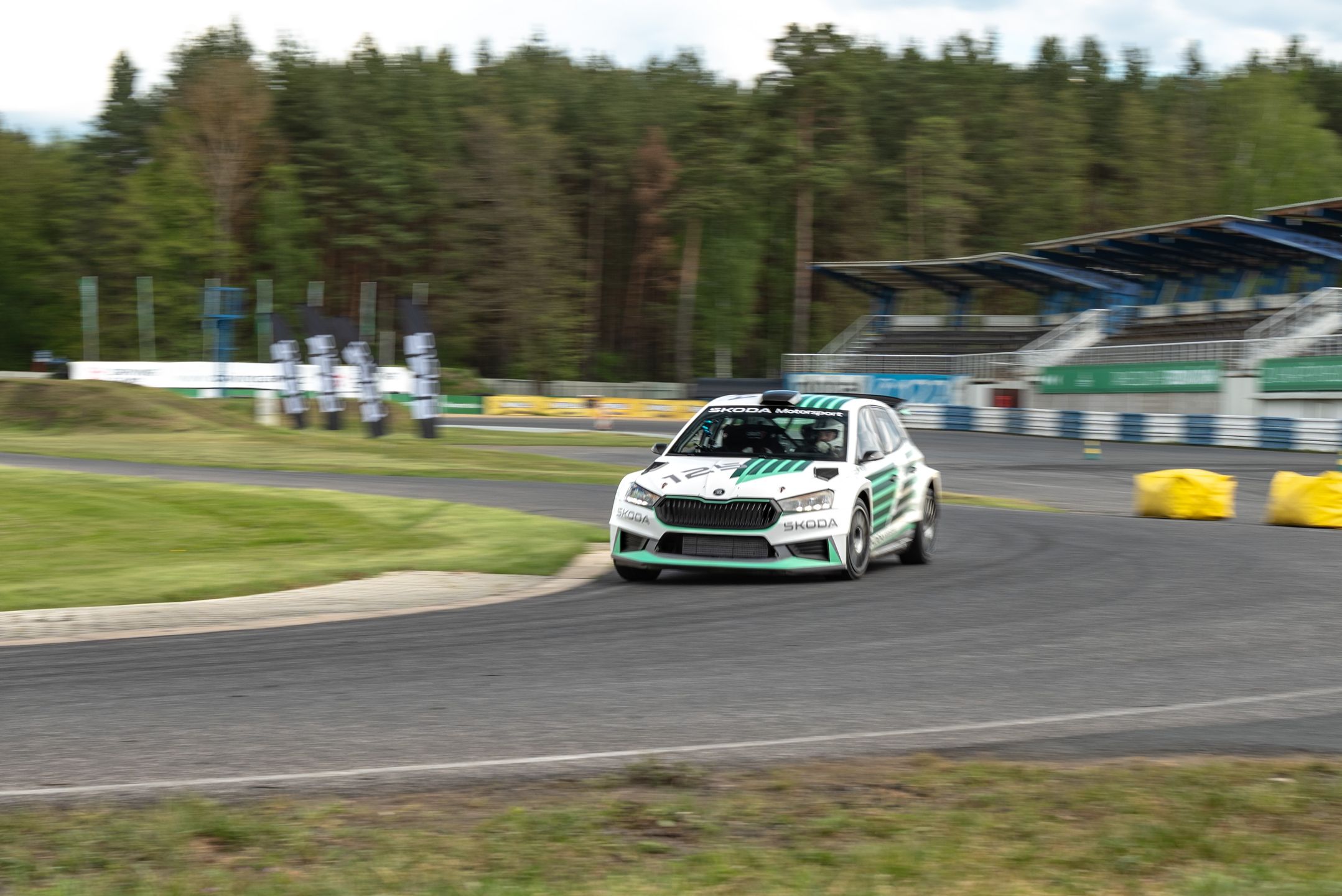 Škoda Fabia RS Rally2