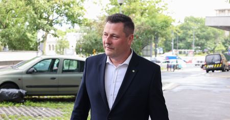 Polska 2050 publicznie uderza w ministra. PSL: to nieprofesjonalne