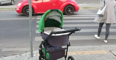Niania weszła na przejście dla pieszych. Tragiczny finał sprawy