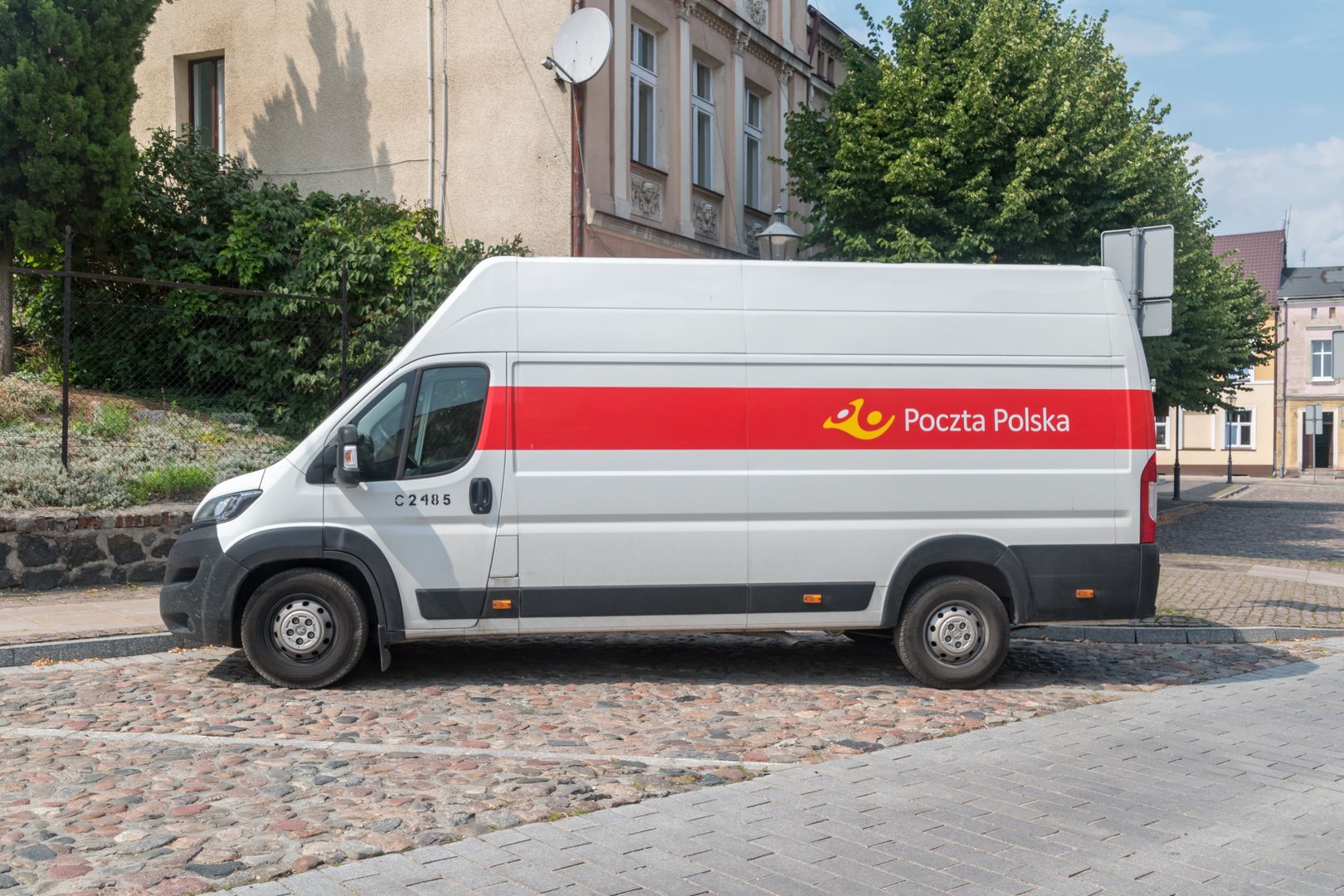 Poczta Polska kontroluje domy Polaków. Zdecydowana reakcja RPO