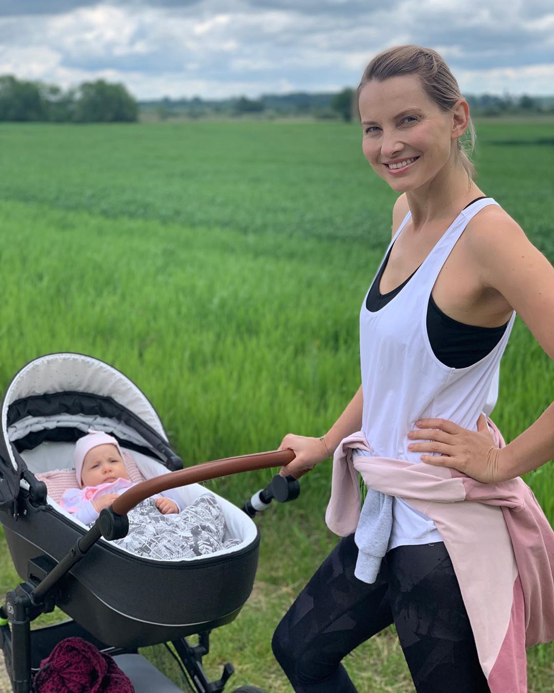 Joanna Moro nie zabrała córki do sauny
