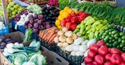 Ceny owoców i warzyw. Ekspert: Pogoda przesuwa sezon, jeszcze może być taniej