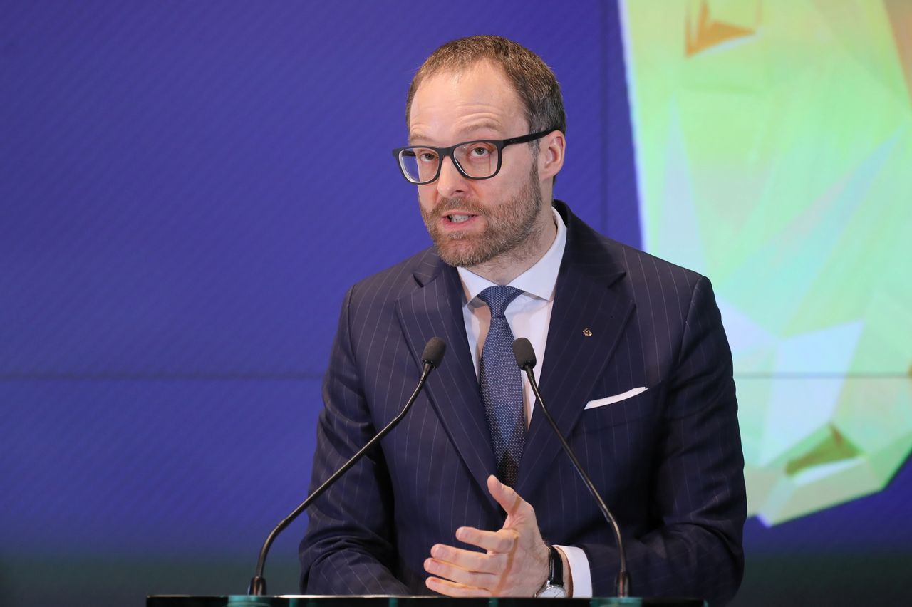 Prezes GPW o kupowaniu surowców z Rosji: nie możemy mieć noża na gardle