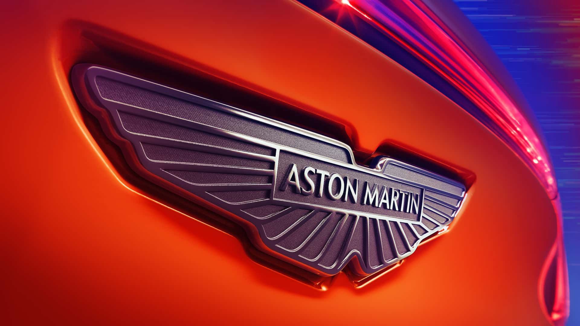 Aston Martin DBX707