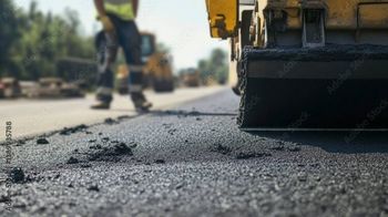 Nowy asfalt jest, ale brakuje oznakowania. Co dalej z remontem ronda w Czerwionce-Leszczynach? Drogowcy mają wkrótce na nie wrócić
