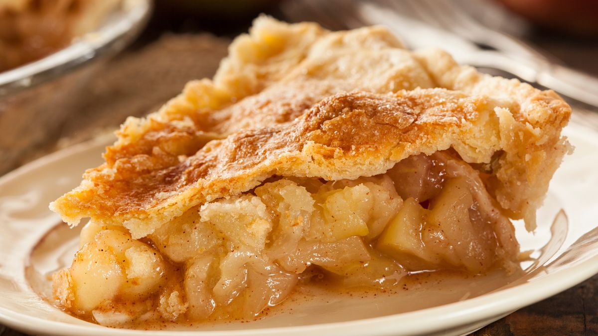 Apple pie - klasyk w menu i popkulturze amerykańskiej