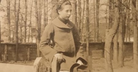 Halina Helena Bobowska, ps. Babcia. Z Podola do powojennej Legnicy