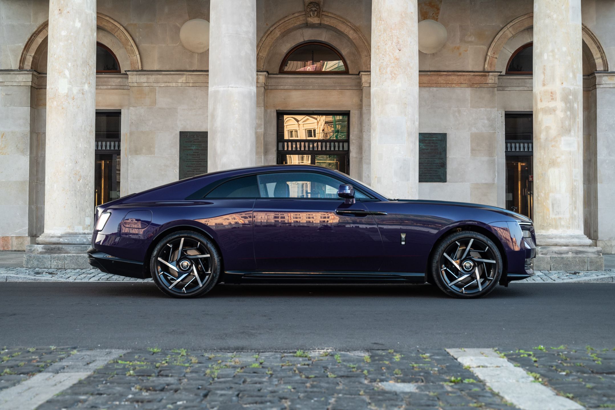 Rolls-Royce Spectre Black Badge