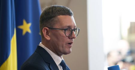 Premier Estonii: Trzeba pomóc Ukrainie niszczyć rosyjskie rafinerie