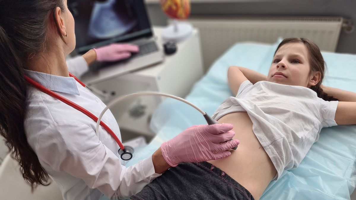 Badanie ginekologiczne u dzieci może wymagać także wykonania USG sondą przezbrzuszną