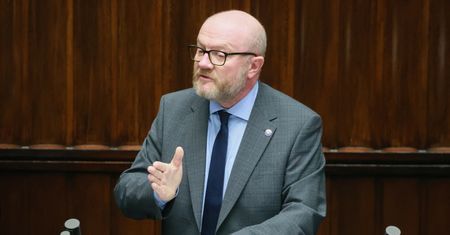 Pieniądze za wyjazd z Polski. Rząd planuje powtórzyć metodę m.in. Litwy