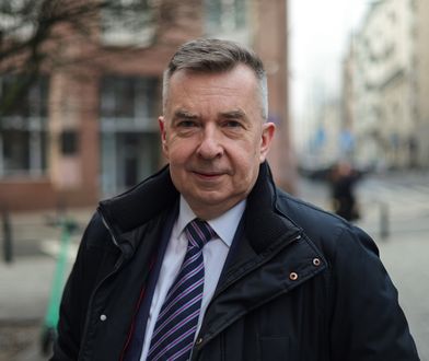 Absurdalne tłumaczenie ministra z pracy dla żony