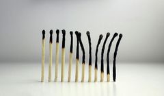 "U dziennikarzy nie zauważa się wypalenia, dopóki nagle nie znikną na długie L4"