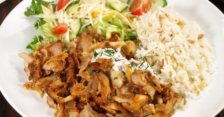 Znasz z restauracji, ale bez trudu przygotujesz domową wersję. Najesz się do syta za grosze i nie przytyjesz